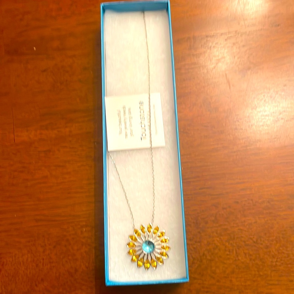 A ray of sunshine necklace- brand new